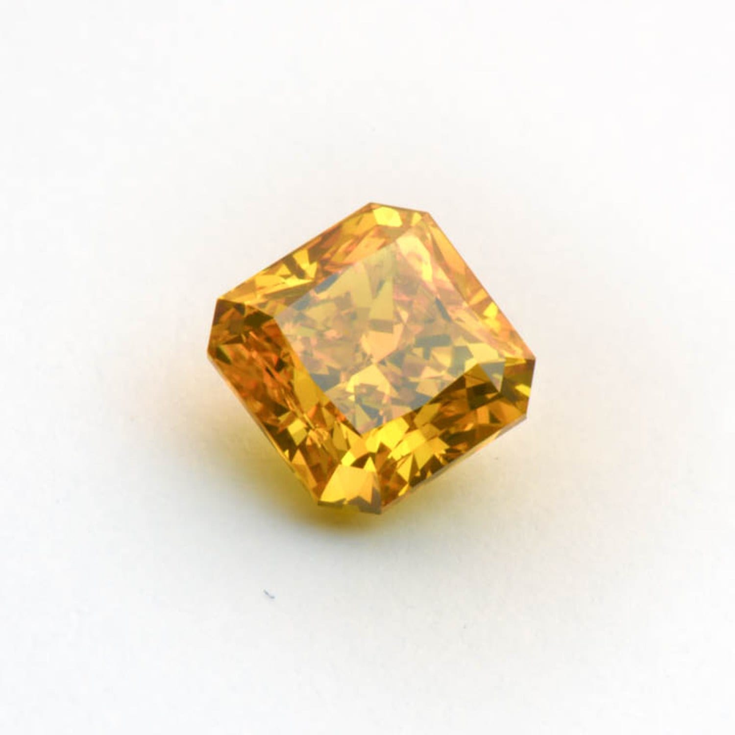 2.51 ct Fancy Vivid Orange-Yellow — Square Emerald (Asscher), GIA certified